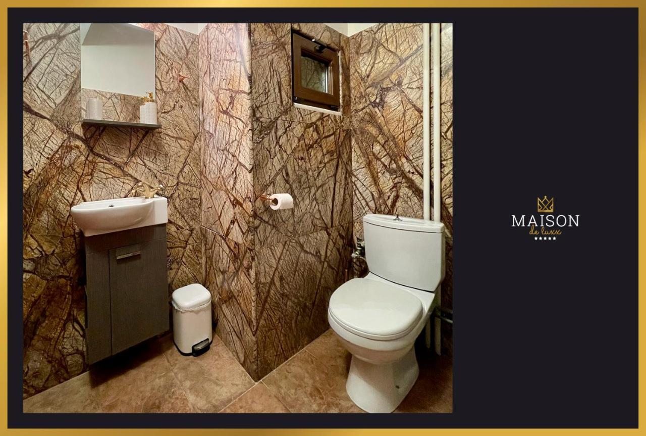 Maison De Luxx A5 Luxury Apartment In 拉里萨 外观 照片